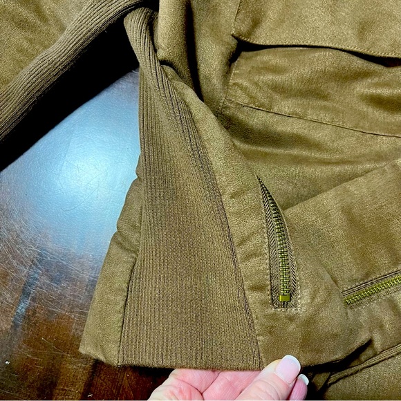 New York & Company Collection Stylish Jacket. Size Medium - Picture 6 of 11